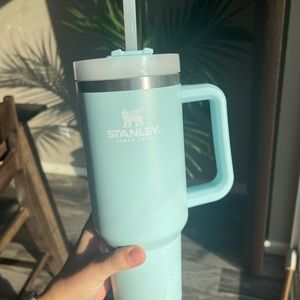 Stanley Quencher 40oz